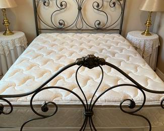 Vintage Style Metal Bed Frame, 2 End Tables w Lace Overlays, Brass Table Lamps pair, Bedding, Mattress/BS