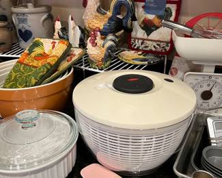 Assorted Kitchen: Oster Blender, Pyrex Measuring Cups, Hamilton Beach Milkshake Machine, Black & Decker Electric Knife, Kenmore Hand Mixer, Keurig Coffee Machine, Bakeware and more...