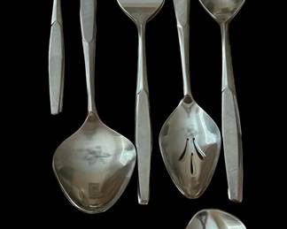 International Stainless Deluxe