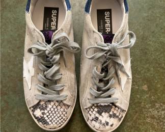 Golden Goose Faux Snake Skin Super Stars Size Women’s Size 7

$195