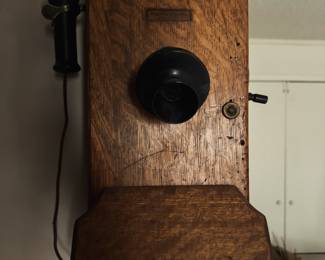 Vintage Western Electric Oak Crank Wall Phone (Intact Inside)