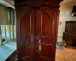French Mahogany Ornate Armoire
$1200