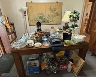 Dinng Room Table Set Hutch Dishes Wall Art