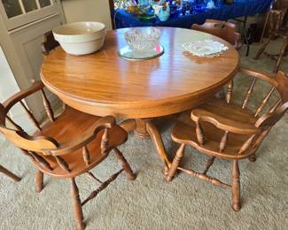 Solid Oak Table with 6 Chairs and 2 Leaves - Antique Dough Bowl - Hand Cut Crystal Bowl