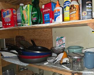 Skillets - Household Items - Kitchen Utensils 