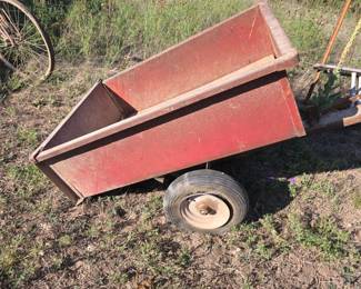 Trailer pulls behind Lawnmower or Mule