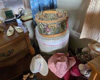 Wicker Bin - Capsv- Vintage Suitcase