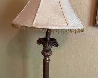 floor lamp