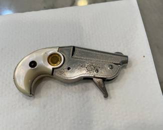 Hopkins & Allen genuine vest derringer, very rare, good condition. 