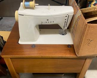 Singer Sewing Machine