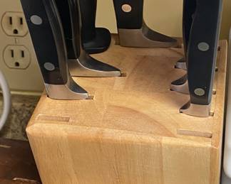 Harris Teeter Knife Block