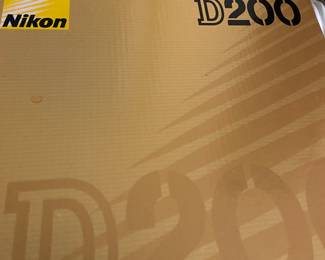 Nikon D200 Box with Accessories (No Camera)
