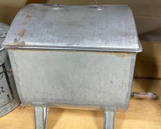 Primitive Dough Maker