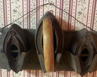 Primitive Wall Mount Iron Holder
