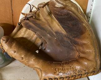 Vintage Spalding Don Larsen Baseball Glove