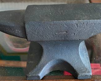 Small Dated Anvil