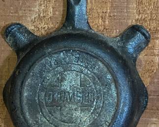 Griswold Ashtrays