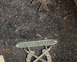 Sharpshooter and Rifleman Badges