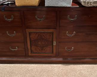 National Mt. Airey dresser