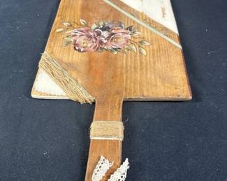 DECORATIVE CUTTING BOARD