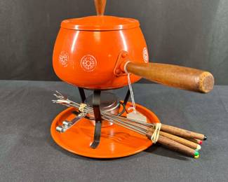 VINTAGE ORANGE FONDUE SET