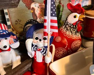 Lots of Annalee 4th of July mice 