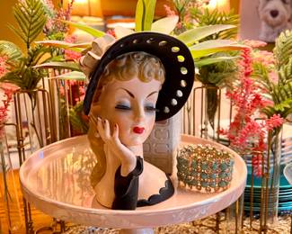 Vtg. 1959 NAPCO Lady Head Vase - Black hat