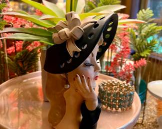 Vtg. 1959 NAPCO Lady Head Vase - side view