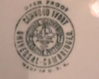 Vtg. Universal Cambridge Camwood Ivory plate  