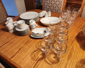 Set of 8