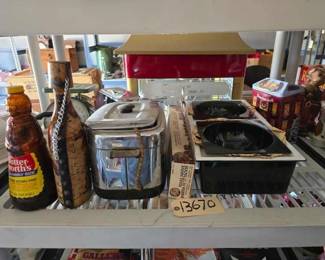 #13670 • Vintage Scale Vintage Toaster Cracker jack Can & more
