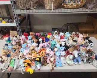 #1230 • Stuffed Animal Collection
