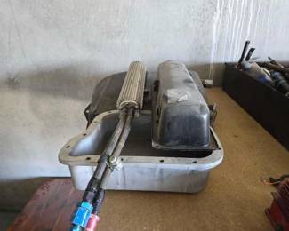 #6034 • Ford Valve Cover Gas Tank Oil Pan and Water Pump
