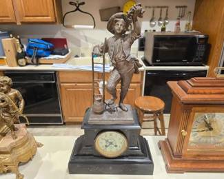 #60832 • Vintage Cast Iron Statue Mantel Clock
