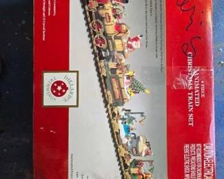 #20014 • Dillards Trimings 4 Piece Animated Christmas Train Set
