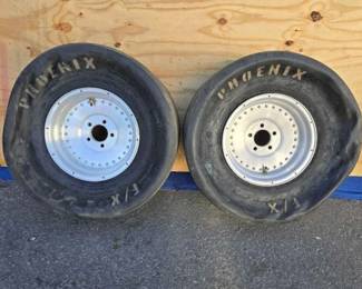 #22114 • 2 Center Line Wheels
