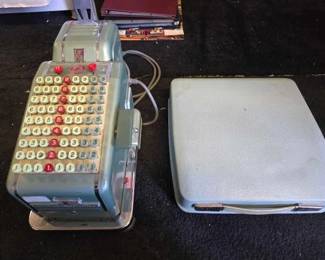 #10492 • Antique Cash Register & Type Writer
