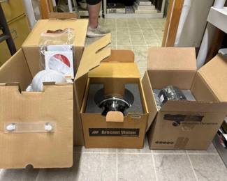 #50512 • HoneyWell Security Camera,Arecont Vision, American Dynamics Security Camera
