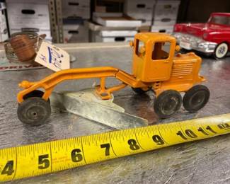 #20728 • Metal Toy Grader
