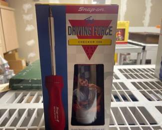 #50208 • Snap-On Ratcheting Screwdriver and 16oz Stein
