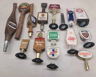 #1090 • (15) Beer Tap Handles
