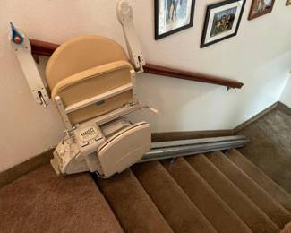 #60002 • EazyLift Elevator
