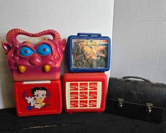 #10430 • (5) Vintage Plastic Lunch Boxes
