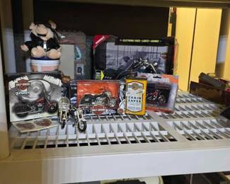 #50258 • Harley-Davidson Memorabilia
