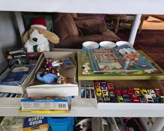 #60516 • Toy Collection
