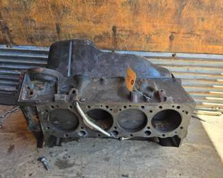 #2330 • Classic Car Motor
