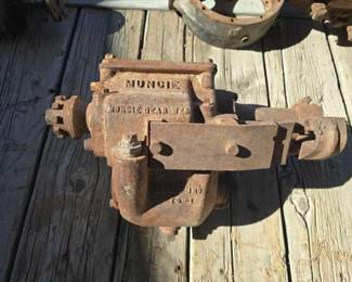 #2406 • Vintage Muncie Transmission
