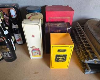 #12174 • (6) Bottle Collection
