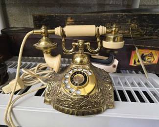 #1980 • Electra Telephone From Caesars Palace
