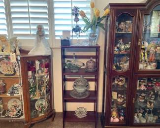 #60082 • Crystal Glass Pieces and Display Unit
